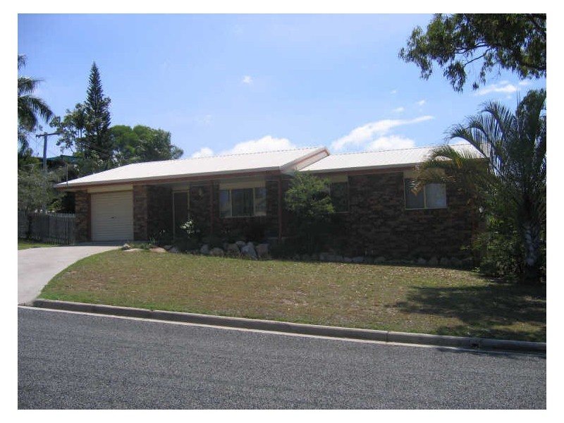 2 MACEDON STREET, Tannum Sands QLD 4680