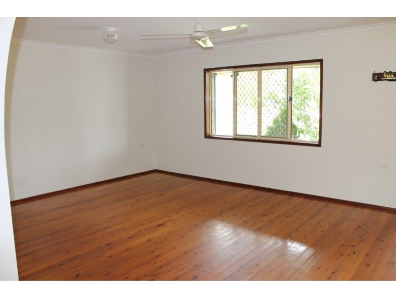 2 MACEDON STREET, Tannum Sands QLD 4680