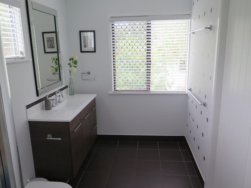 5 Sayre Crescent, Boyne Island QLD 4680