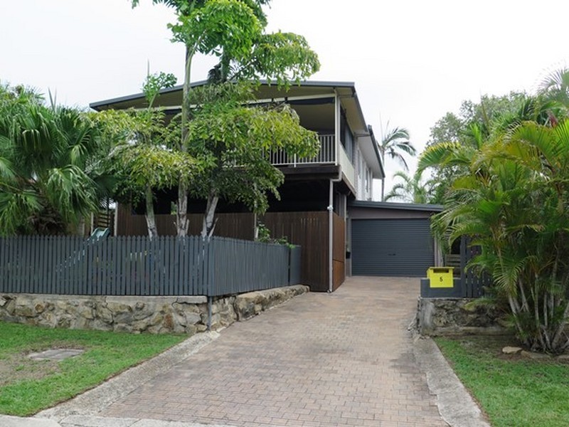 5 Sayre Crescent, Boyne Island QLD 4680