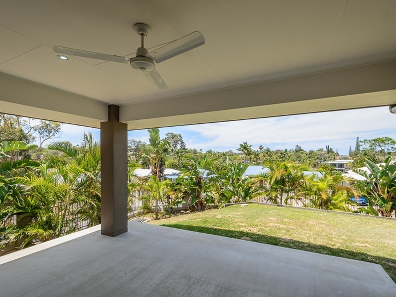 2 Bessie Court, Boyne Island QLD 4680