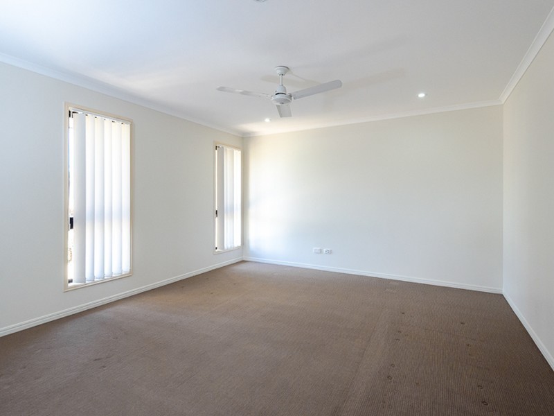 2 Bessie Court, Boyne Island QLD 4680