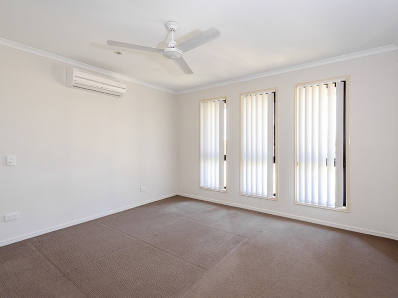 2 Bessie Court, Boyne Island QLD 4680
