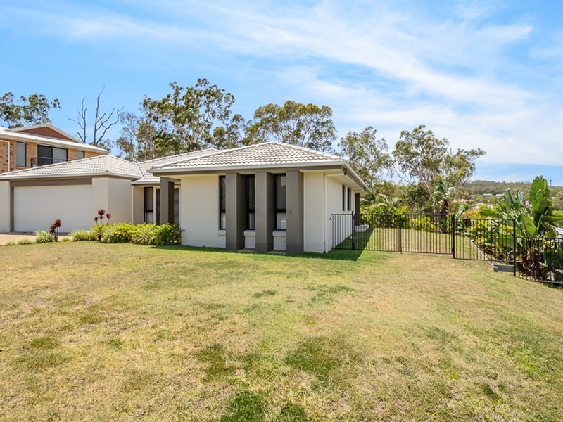 2 Bessie Court, Boyne Island QLD 4680