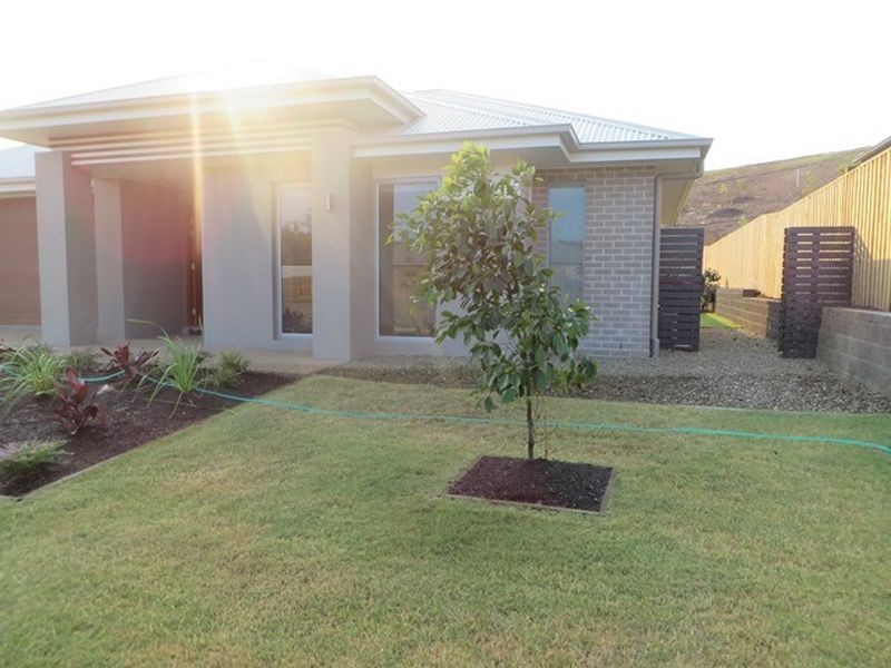 7 TULIPWOOD CIRCUIT, Boyne Island QLD 4680