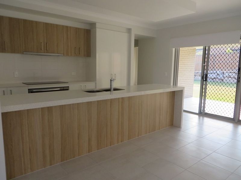 7 TULIPWOOD CIRCUIT, Boyne Island QLD 4680