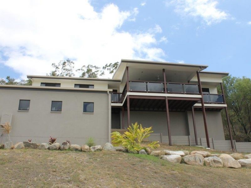 11 MELANIE COURT, Boyne Island QLD 4680