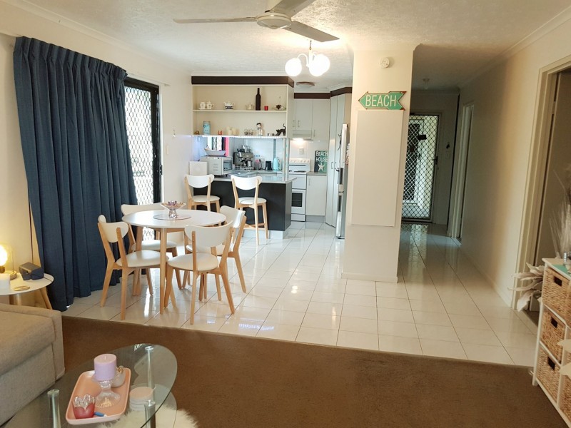 2/32 Beach Avenue, Tannum Sands QLD 4680