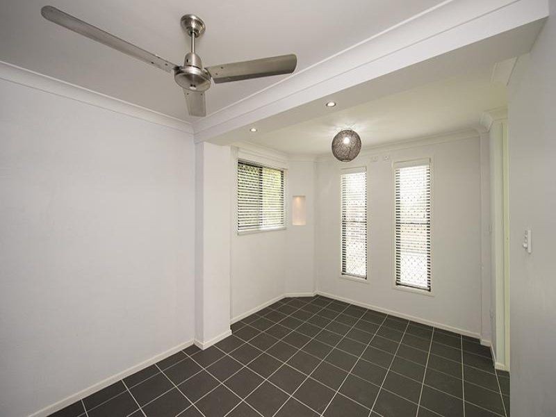 11 SALGADO STREET, Boyne Island QLD 4680