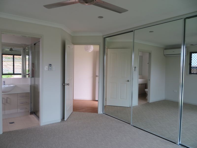 15 STELLA STREET, Boyne Island QLD 4680
