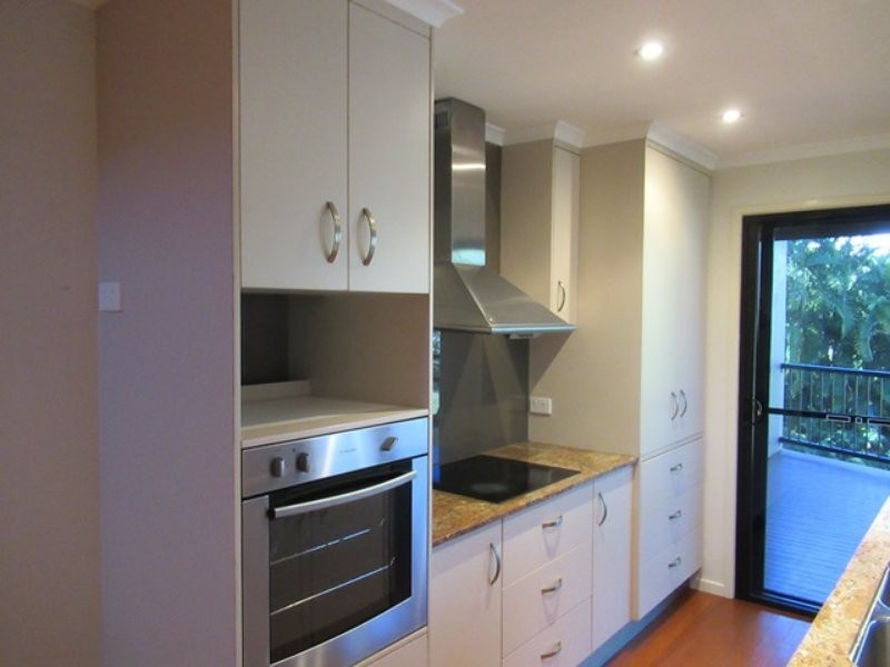 2A/6 WYNDHAM AVENUE, Boyne Island QLD 4680