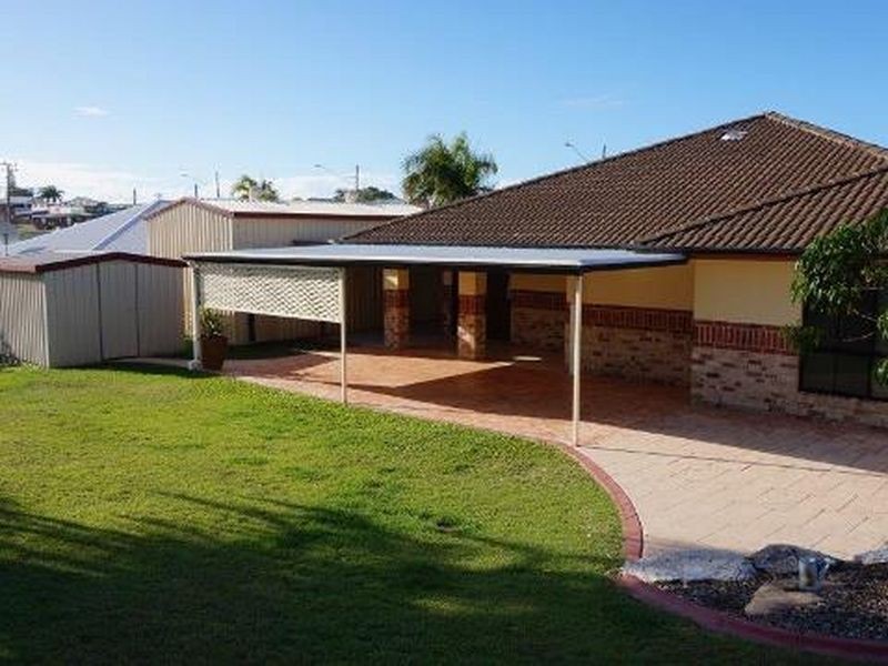 82 HAMPTON DRIVE, Tannum Sands QLD 4680