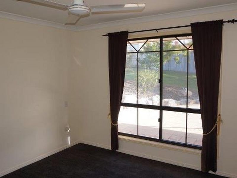 82 HAMPTON DRIVE, Tannum Sands QLD 4680
