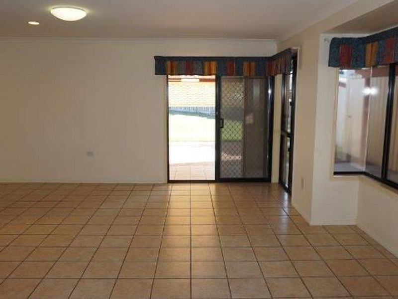 82 HAMPTON DRIVE, Tannum Sands QLD 4680