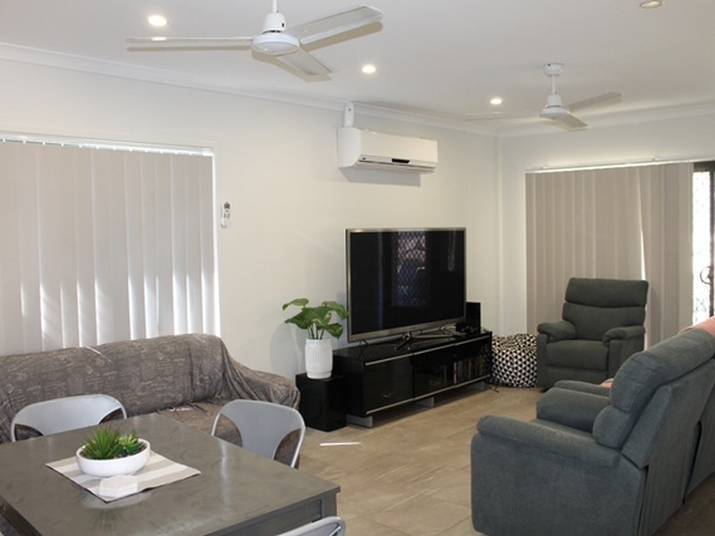 7 Josephine Street, Boyne Island QLD 4680