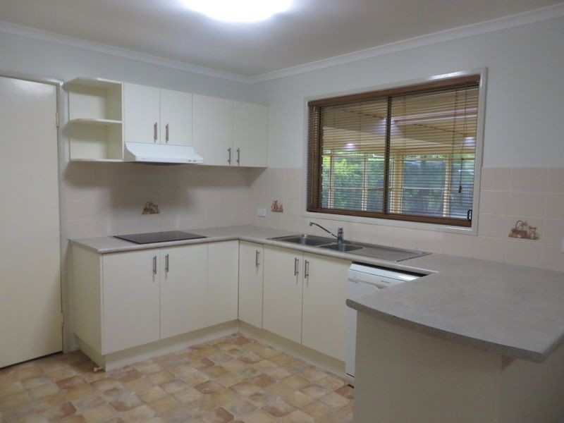 4 KIRRANG PLACE, Boyne Island QLD 4680