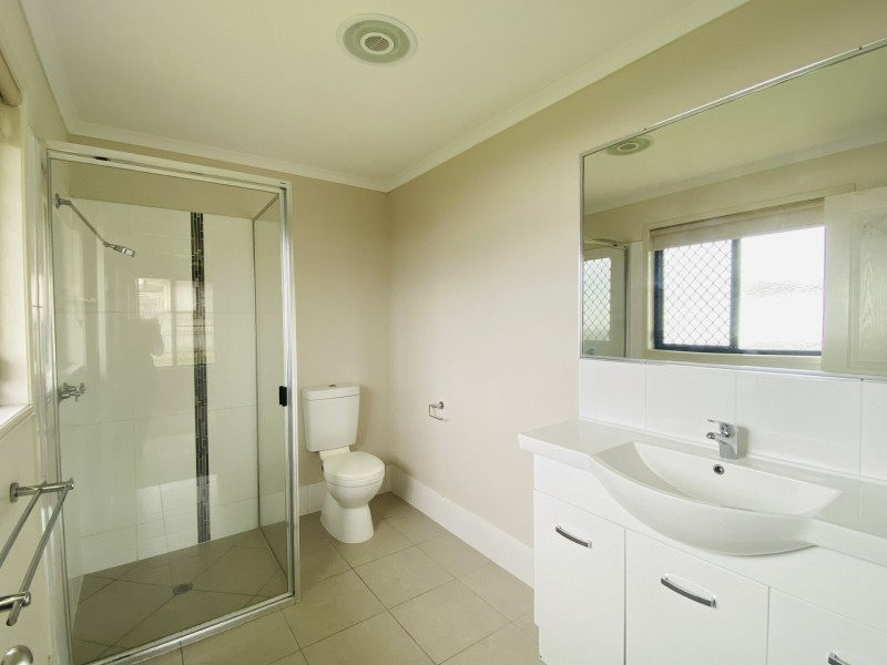 22 Surita Court, Boyne Island QLD 4680