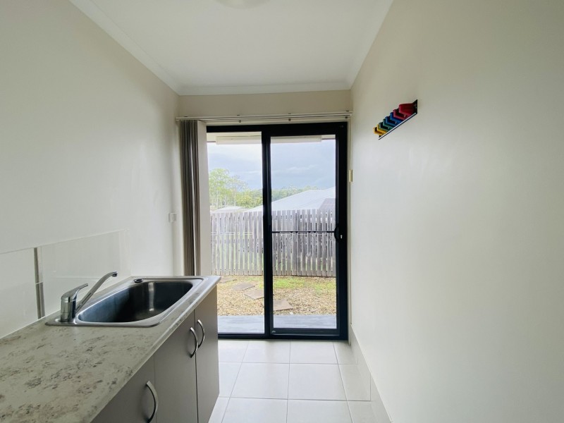 22 Surita Court, Boyne Island QLD 4680