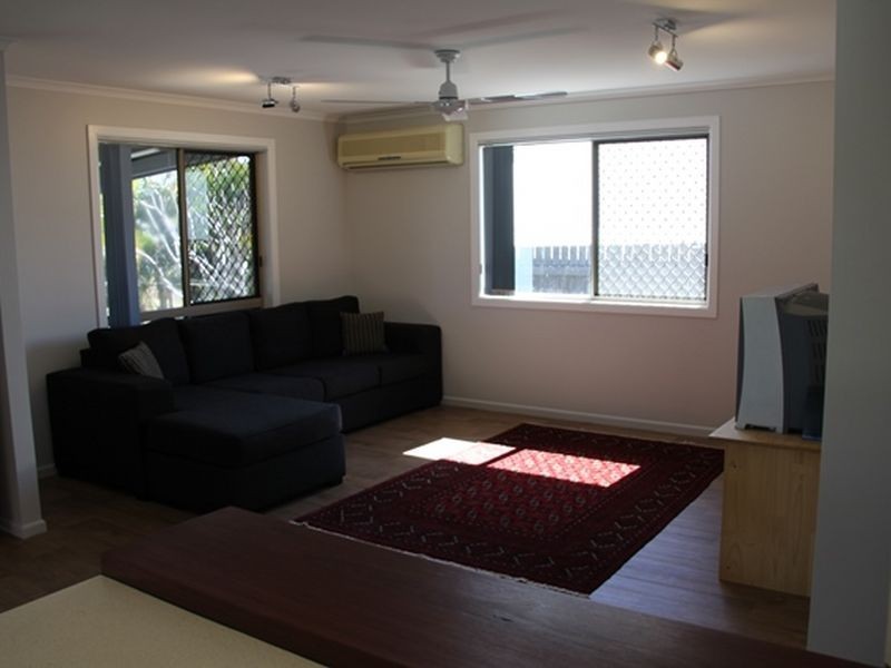 35 LATROBE STREET, Tannum Sands QLD 4680