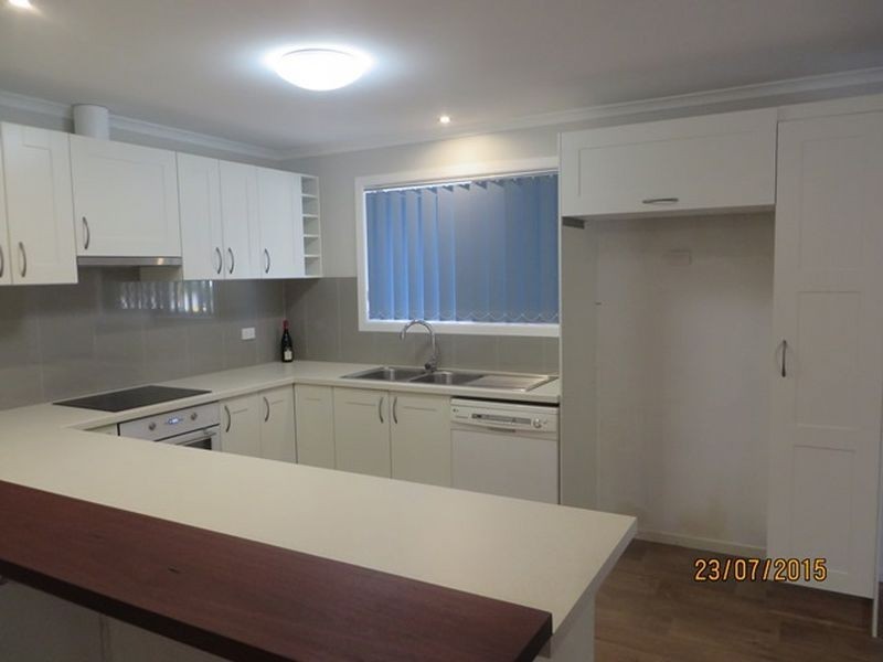 35 LATROBE STREET, Tannum Sands QLD 4680