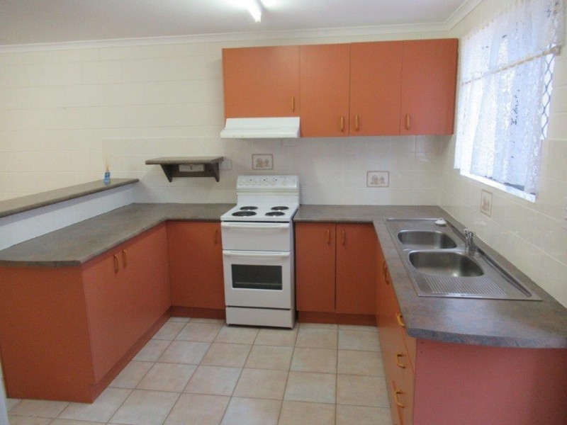 3/4 Wyndham Avenue, Boyne Island QLD 4680