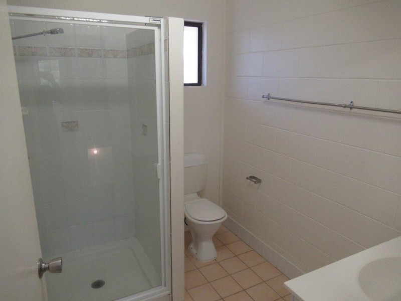 3/4 Wyndham Avenue, Boyne Island QLD 4680