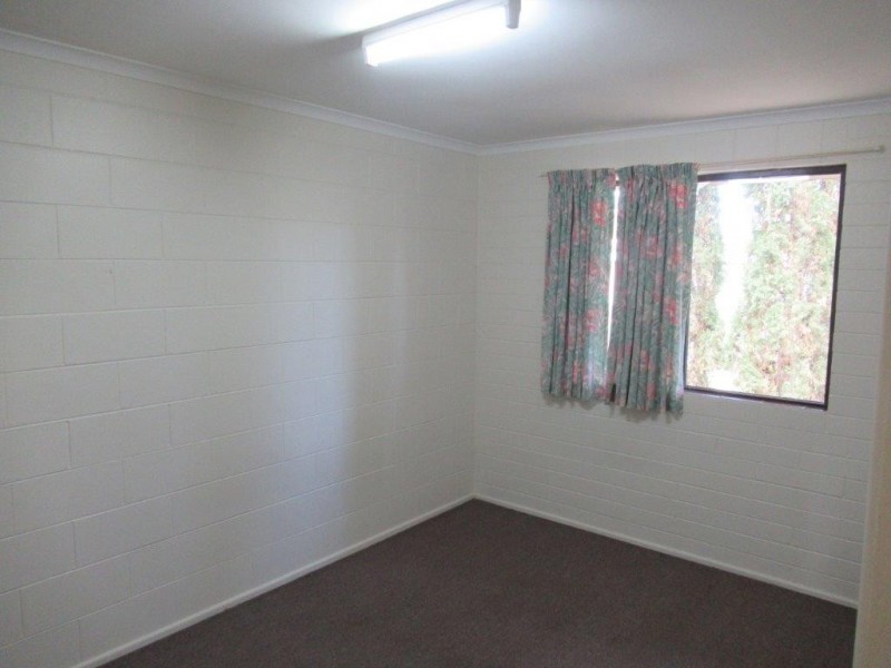 3/4 Wyndham Avenue, Boyne Island QLD 4680