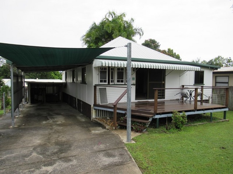 18 BEACH AVENUE, Tannum Sands QLD 4680