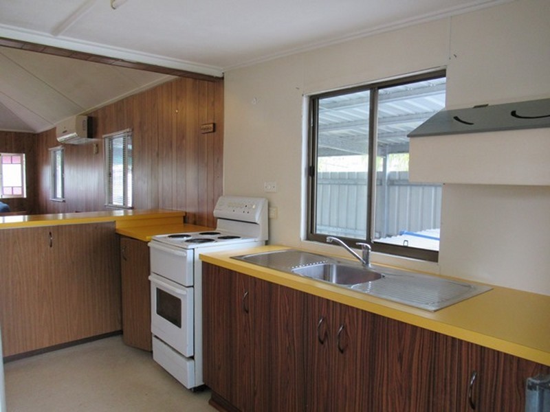 18 BEACH AVENUE, Tannum Sands QLD 4680