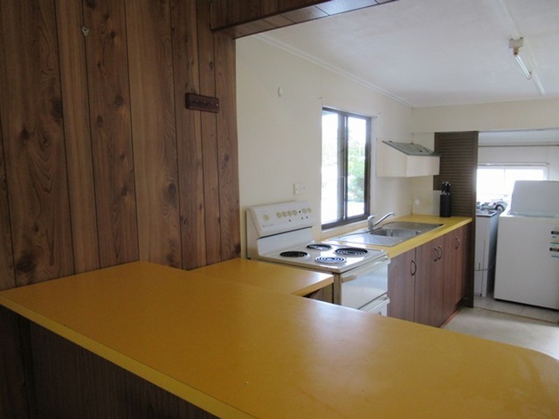 18 BEACH AVENUE, Tannum Sands QLD 4680