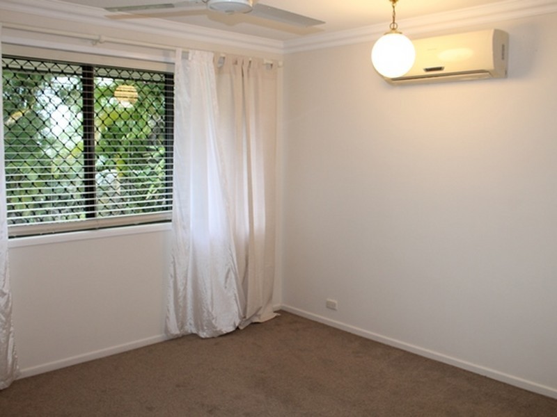 18 Chauvel Court, Boyne Island QLD 4680