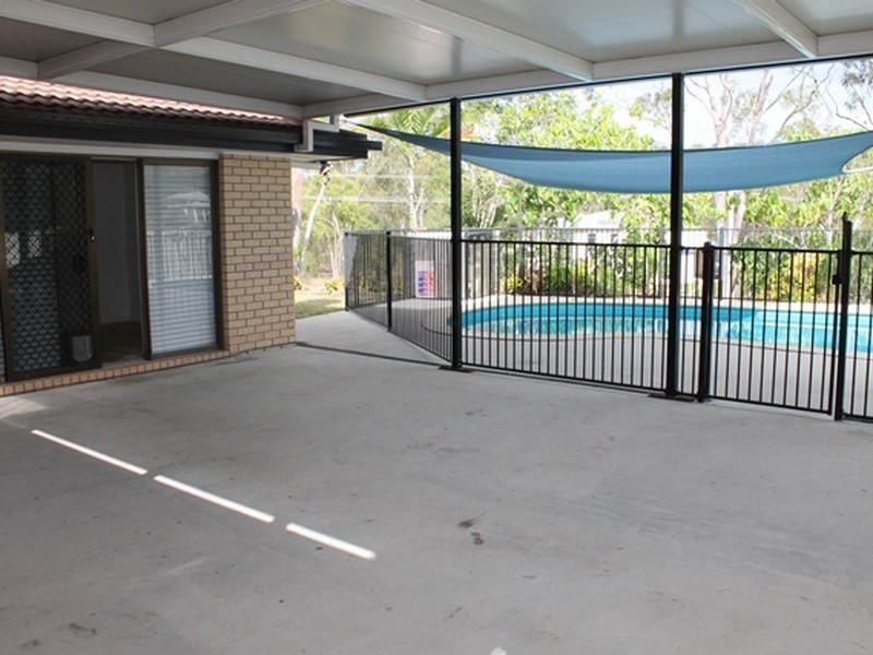 18 Chauvel Court, Boyne Island QLD 4680