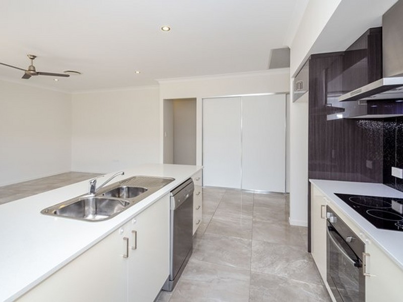 22 Tulipwood Circuit, Boyne Island QLD 4680