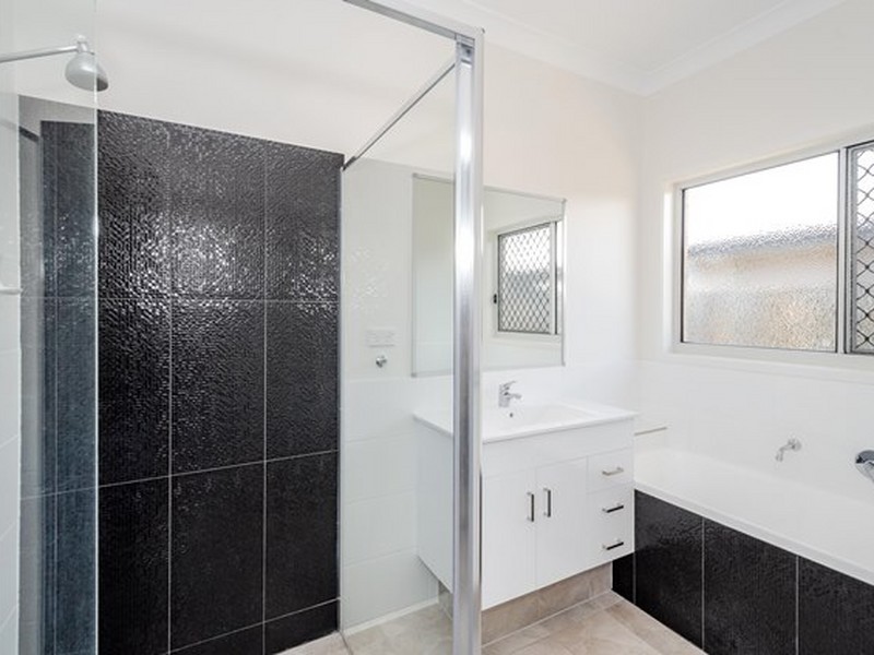 22 Tulipwood Circuit, Boyne Island QLD 4680