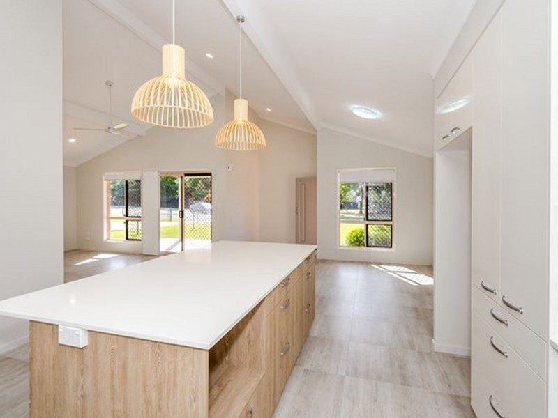 25 The Oaks Road, Tannum Sands QLD 4680