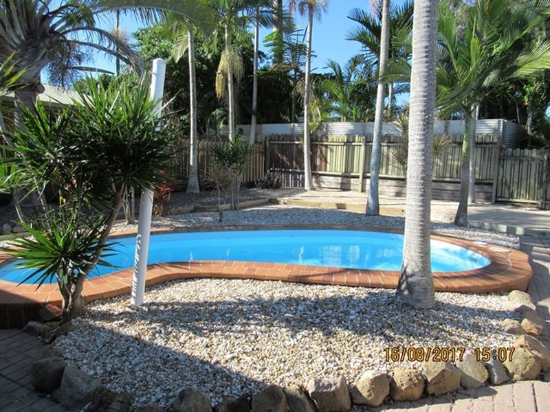 11 BEVINGTON STREET, Tannum Sands QLD 4680