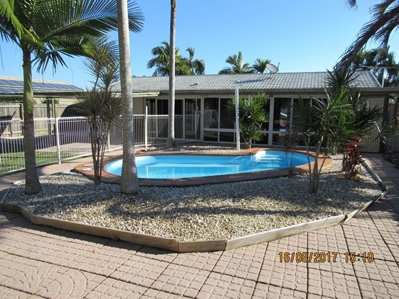 11 BEVINGTON STREET, Tannum Sands QLD 4680