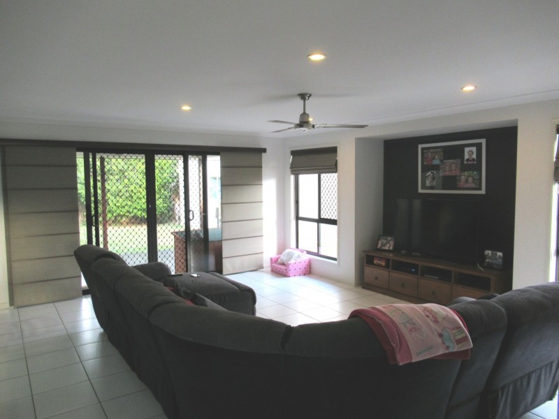 57 BAUHINIA STREET, Boyne Island QLD 4680
