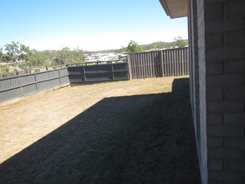 22 BRUSHTAIL COURT, Boyne Island QLD 4680