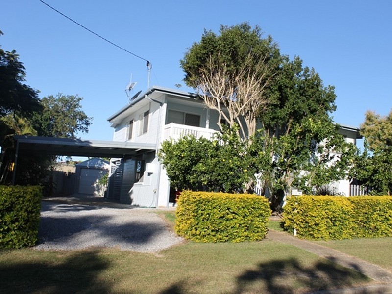 16 Booth Avenue, Tannum Sands QLD 4680