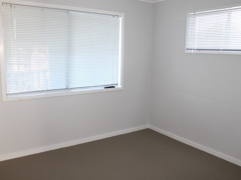 16 Booth Avenue, Tannum Sands QLD 4680