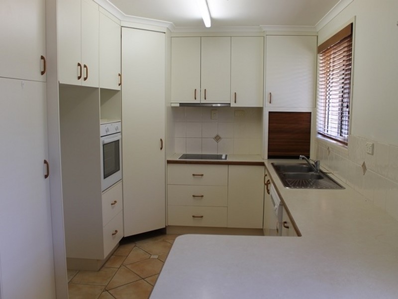 8 Langdon Street, Tannum Sands QLD 4680