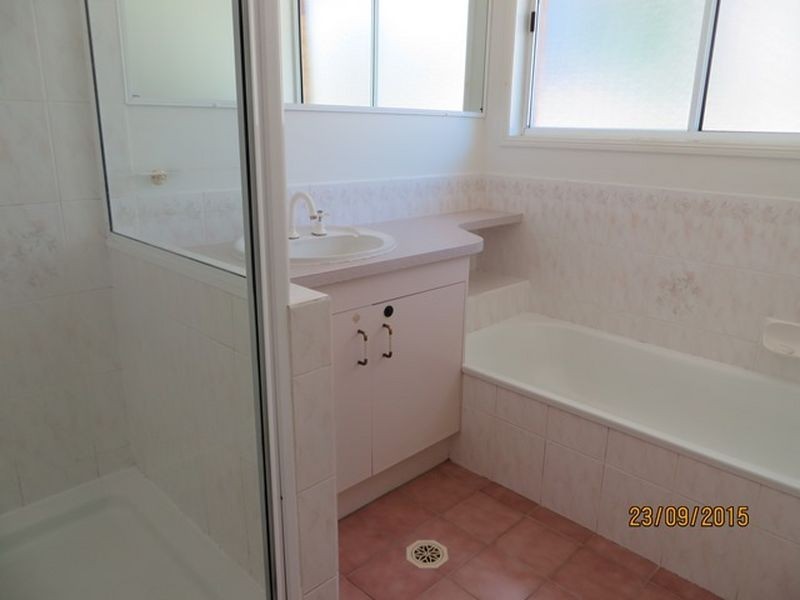 33 BELTANA DRIVE, Boyne Island QLD 4680