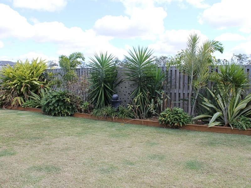 3 Kurwongbah Street, Boyne Island QLD 4680