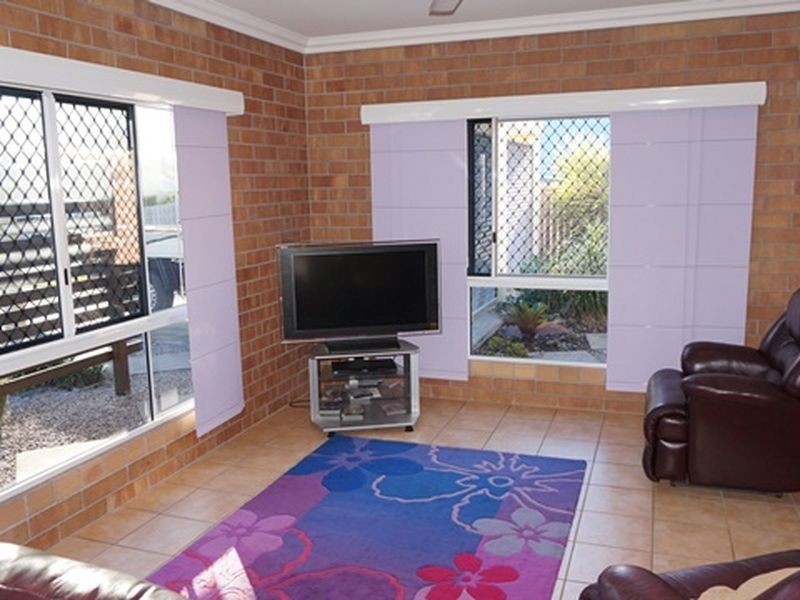 2 DUNN STREET, Tannum Sands QLD 4680