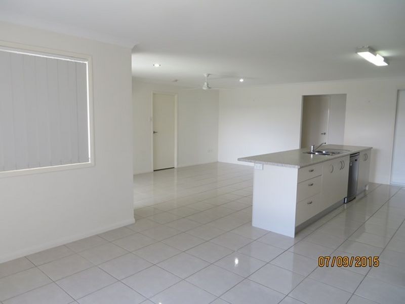 53 BAUHINIA STREET, Boyne Island QLD 4680