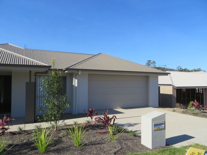 21 CLOVER CRESCENT, Boyne Island QLD 4680