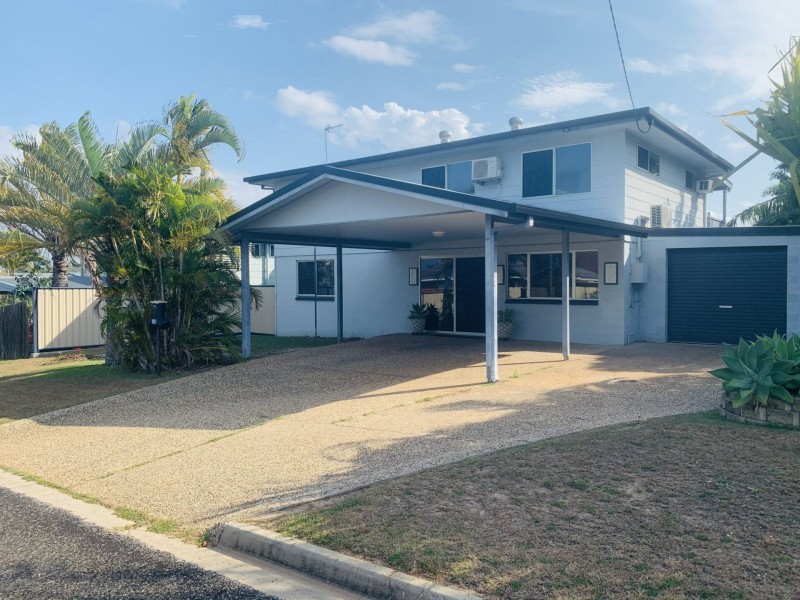 29 SALGADO STREET, Boyne Island QLD 4680