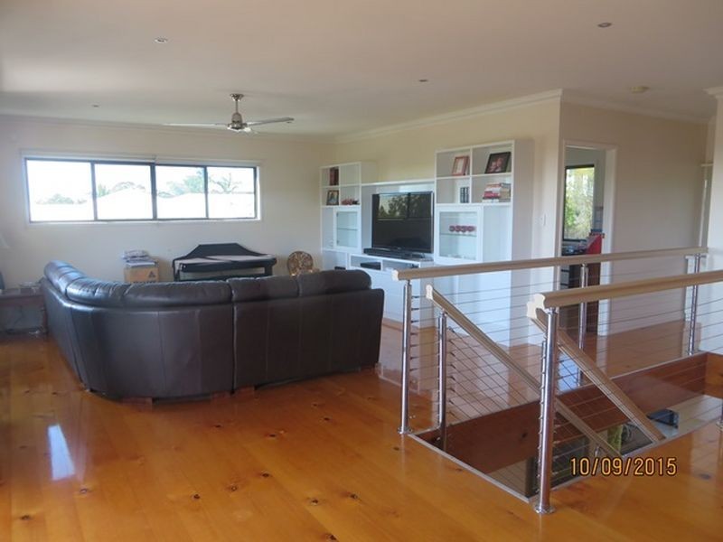 7 BAUHINIA STREET, Boyne Island QLD 4680