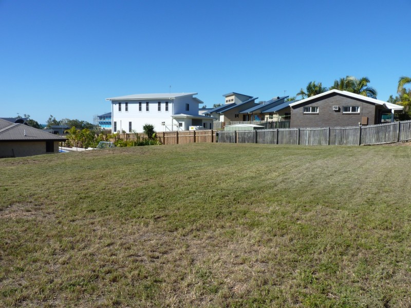 29 Lighthouse Drive, Boyne Island QLD 4680